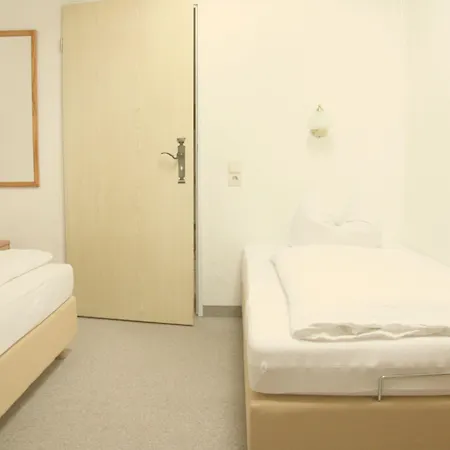 Ξενοδοχείο Huberhof 3*