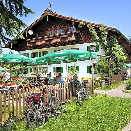Huberhof Szálloda