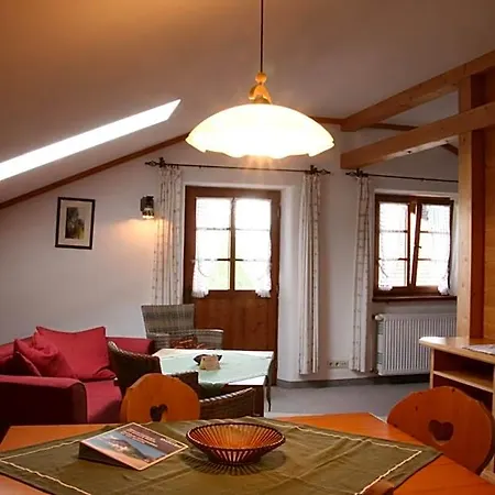 Huberhof Szálloda